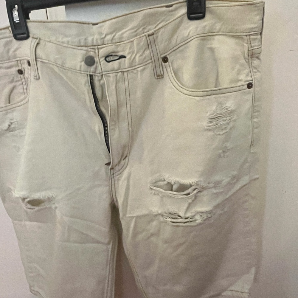 Signature by Levi Strauss Cream Relaxed Jeans